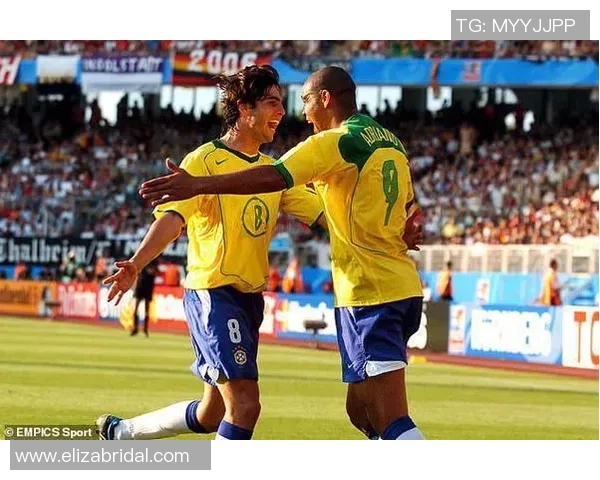 八十年代巴西足球队传奇球星回顾与历史地位分析